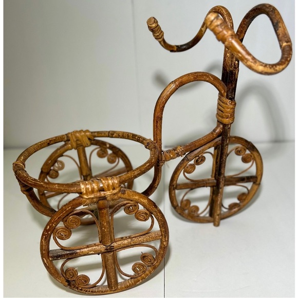 Vintage 70’s Bohemian Rattan Bamboo Bicycle Planter - Picture 11 of 12